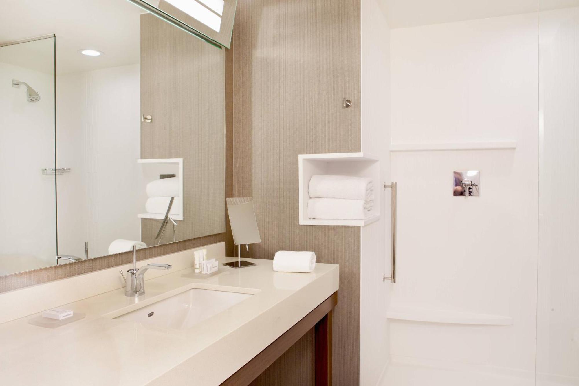 Courtyard By Marriott Yonkers Westchester County Buitenkant foto